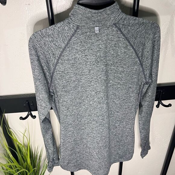 Nike run dri-fit long sleeve shirt grey size medium - Picture 2 of 15